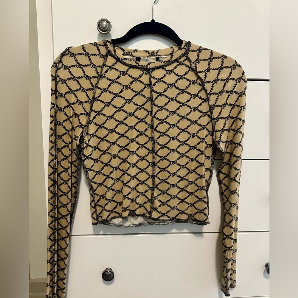 Patterned Beige and Black Crop Top​